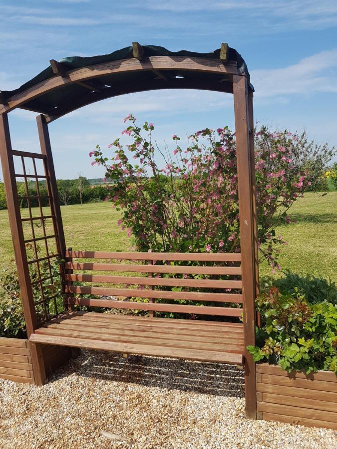 Bed and Breakfast Le Domaine De Bellevue Tanzac Екстер'єр фото